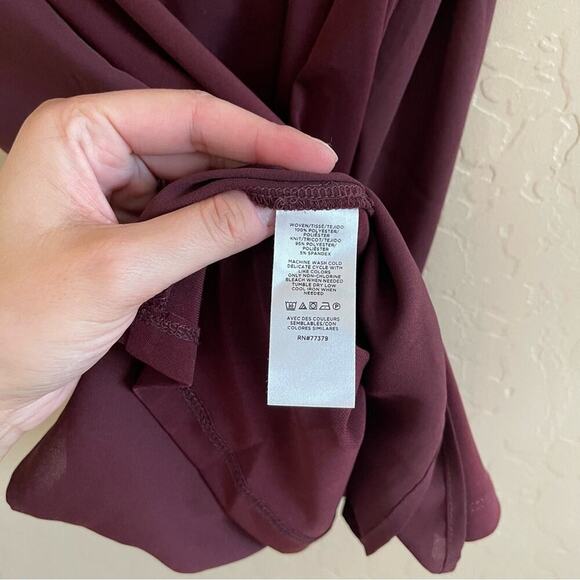 New Ann Taylor Burgundy Sleeveless Blouse - Picture 5 of 5